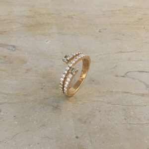 Anillo Oro Rosa Con Diamantes Talla Brillante y Diamantes Brown