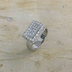 Anillo Oro Blanco Con Diamantes Talla Brillante