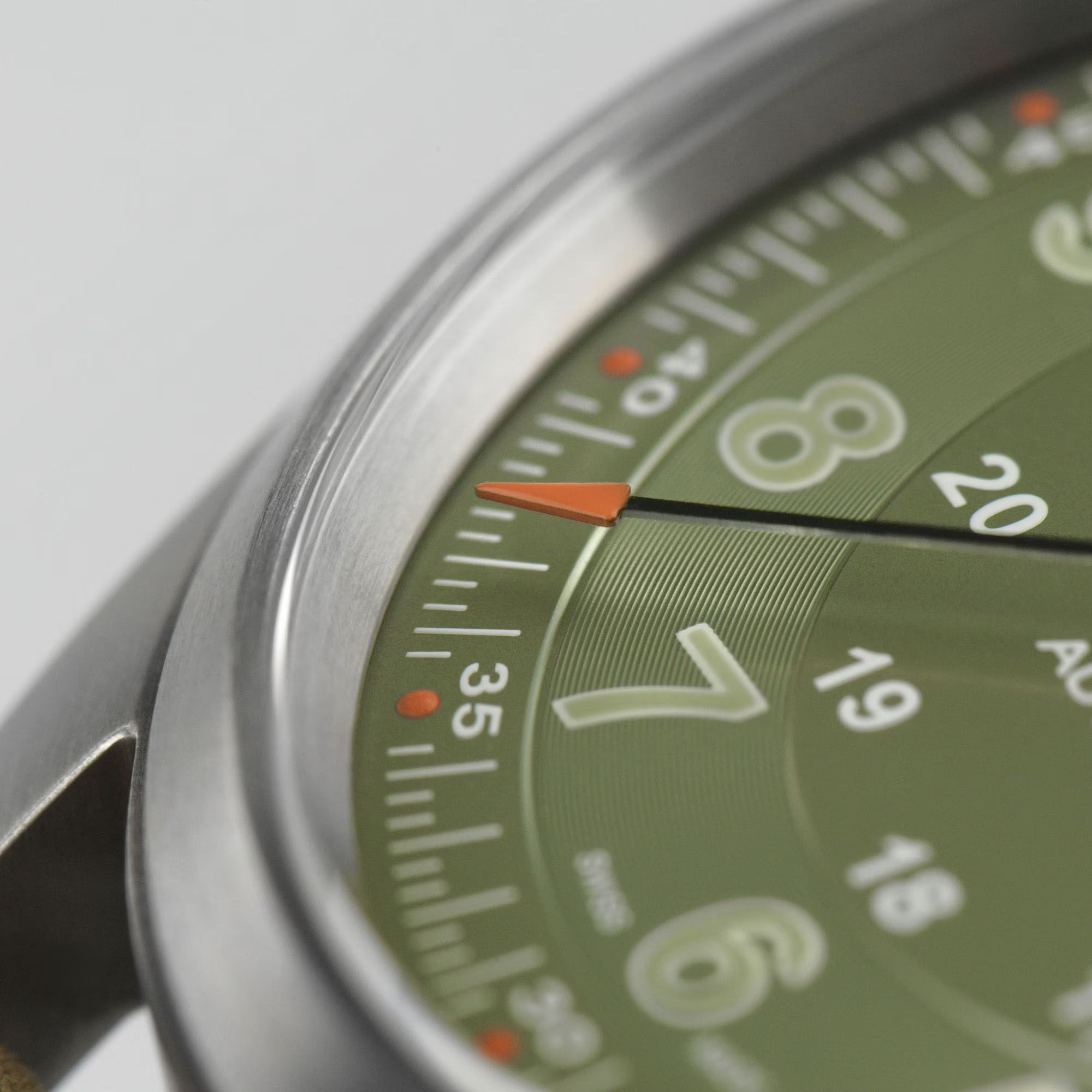 Reloj Hamilton Khaki Field Titanium Auto Ref. H70205860 - Imagen 5