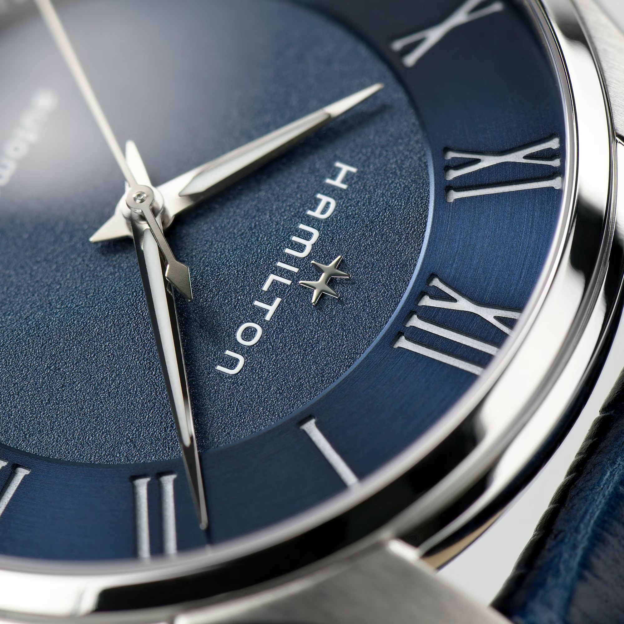 Reloj Hamilton Jazzmaster Auto Blue Dial Ref. H42535640 - Imagen 2