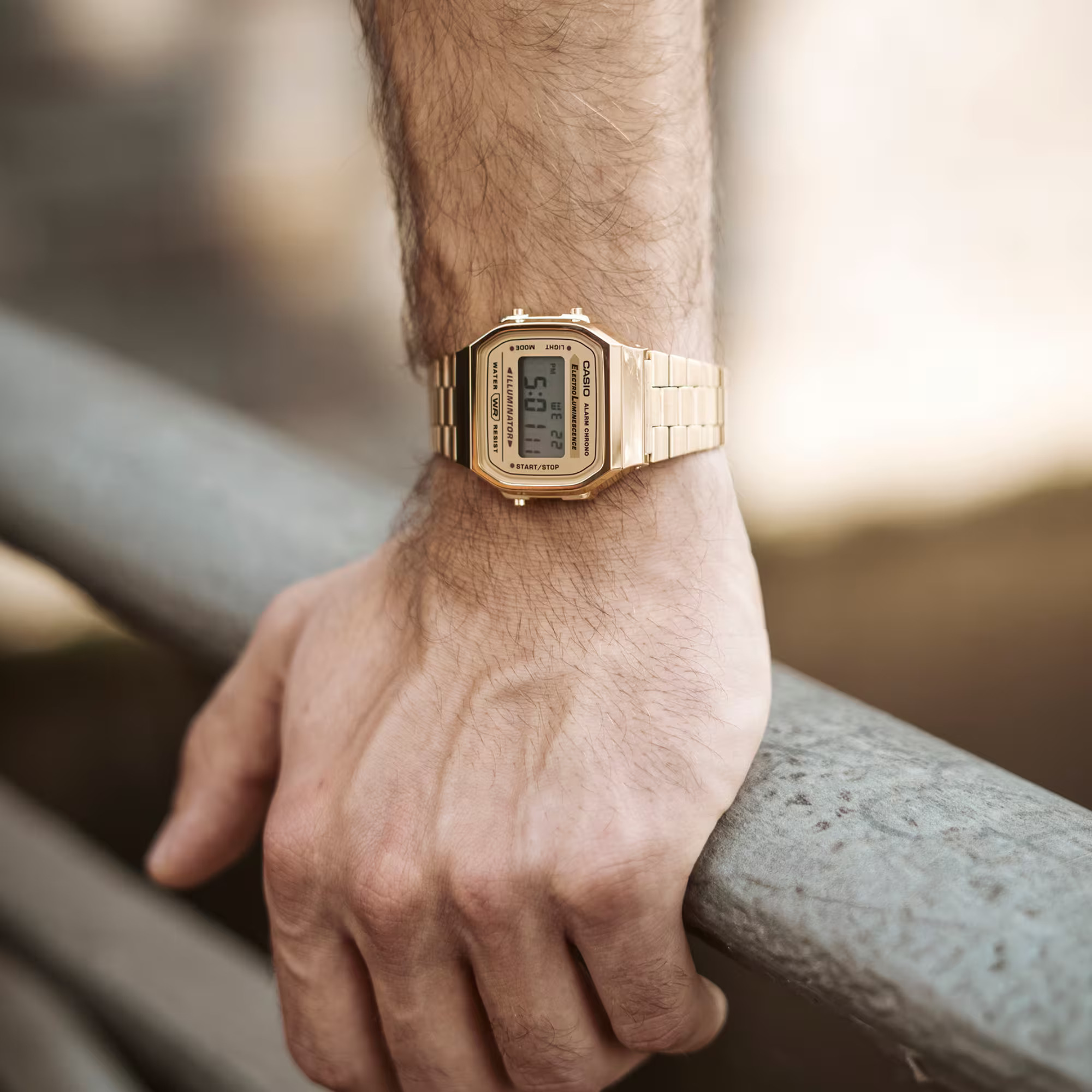 RELOJ CASIO VINTAGE REF A168WG-9EF - Imagen 4