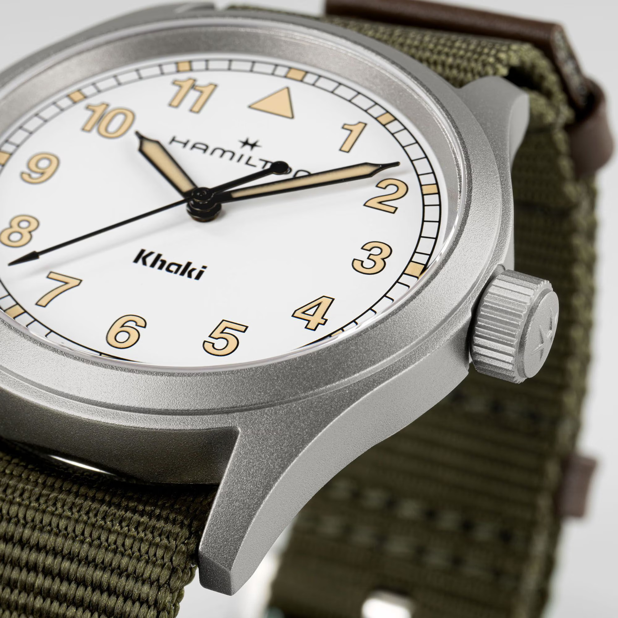 KHAKI FIELD QUARTZ 38 MM H69401910 - Imagen 4