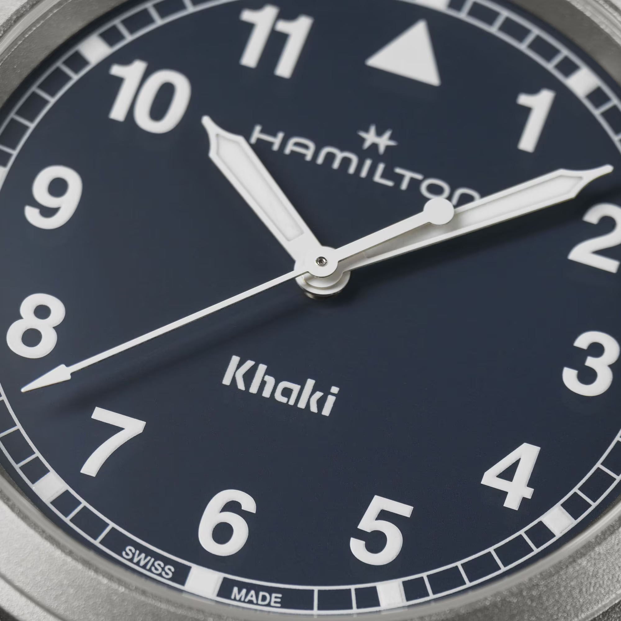 KHAKI FIELD QUARTZ 38 MM H69401940 - Imagen 2