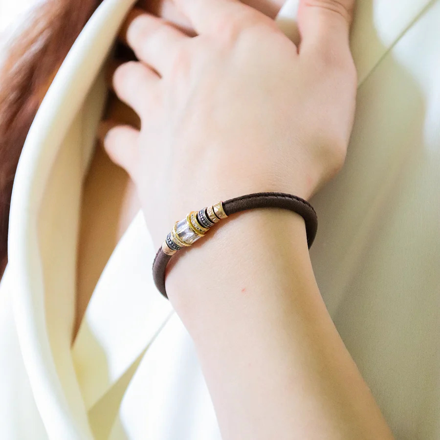 PULSERA DE CUERO CON CIRCONITA BLANCA LUNARIS - Imagen 2